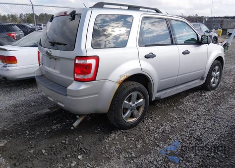 2009 Ford Escape Xlt from USA, damaged, VIN 1FMCU03719KC85850